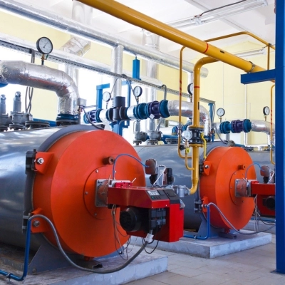 High pressure steam boiler and turbine isolation valves for thermal power efficiency